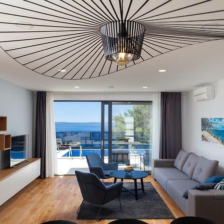 Villa Mira With Fantastic Sea View Makarska Exterior photo
